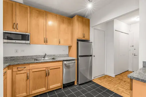 360 West 43rd Street, #S4B