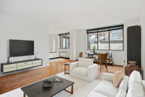 45 West 67th Street, #9E