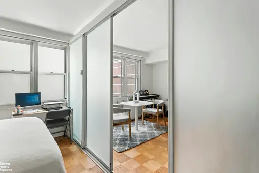 Lincoln Terrace, 165 West 66th Street, #14P