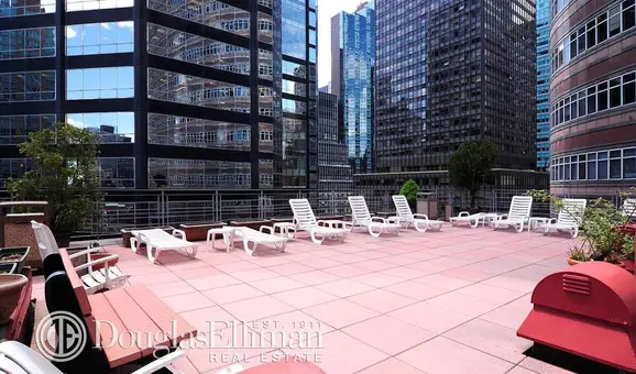 The Hawthorne, 211 East 53rd Street, #14E