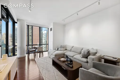 Chelsea Stratus, 101 West 24th Street, #24A