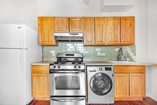 296 Manhattan Avenue, Unit 3F - 6+ Bed Apt for Rent for $2,550 | CityRealty