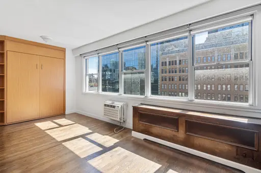 Convention Overlook, 430 West 34th Street, #15B