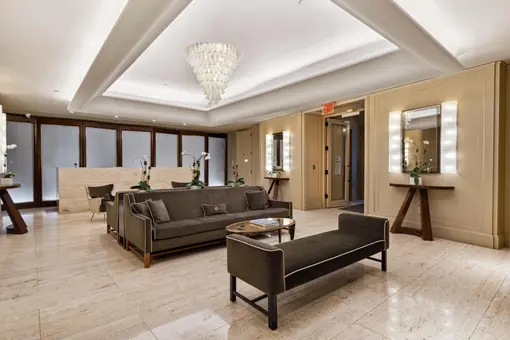 Cipriani Club Residences, 55 Wall Street, #602