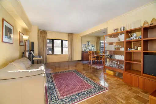 Marlo Towers, 301 East 48th Street, #17D