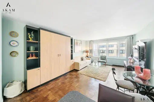 The 155 Condominium, 155 East 38th Street, #9H