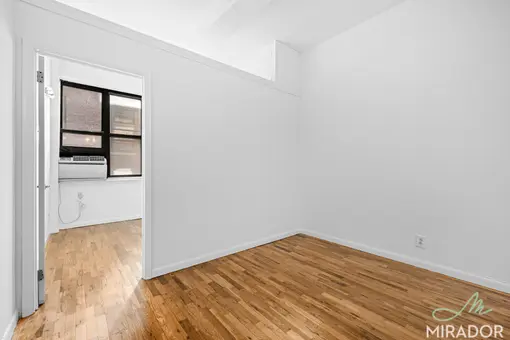 43 West 16th Street, #4E