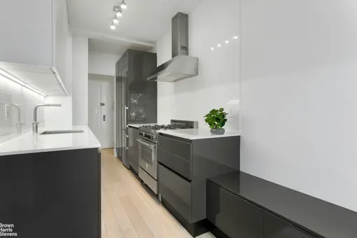 136 East 36th Street, #3G