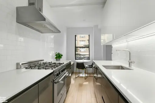 136 East 36th Street, #3G