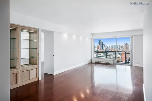 Plaza 400, 400 East 56th Street, #31D