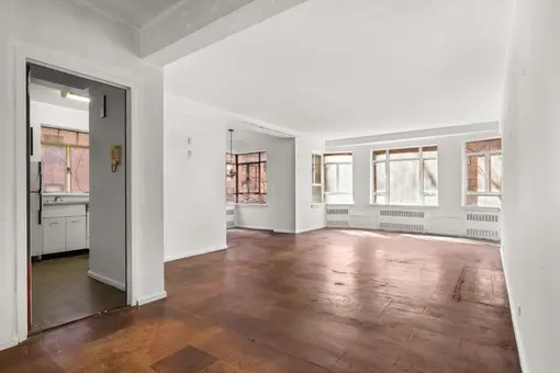 Sutton Manor East, 440 East 56th Street, #4G