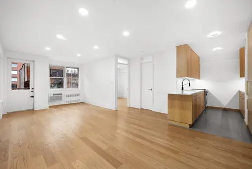 Chelsea Seventh, 170 West 23rd Street, #3D