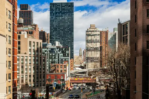 Convention Overlook, 430 West 34th Street, #5D