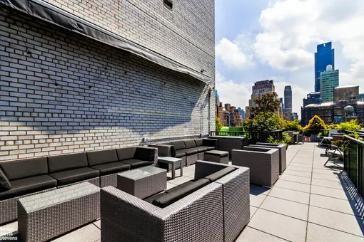 Convention Overlook, 430 West 34th Street, #12G