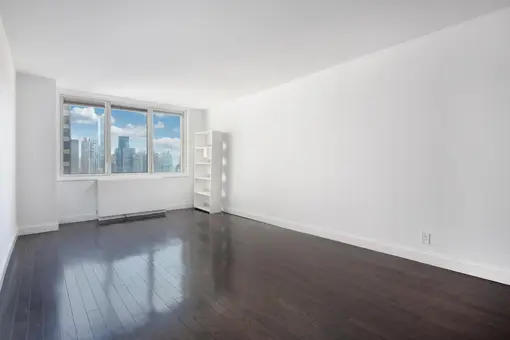 212 Condominium, 212 East 47th Street, #28A