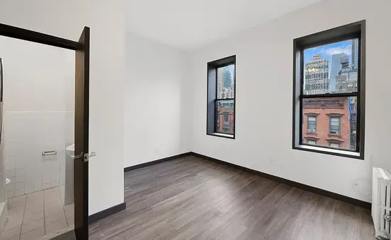 439 West 46th Street, #5B