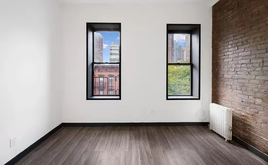 439 West 46th Street, #5B