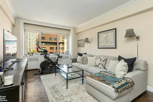 Cannon Point North, 25 Sutton Place South, #20J