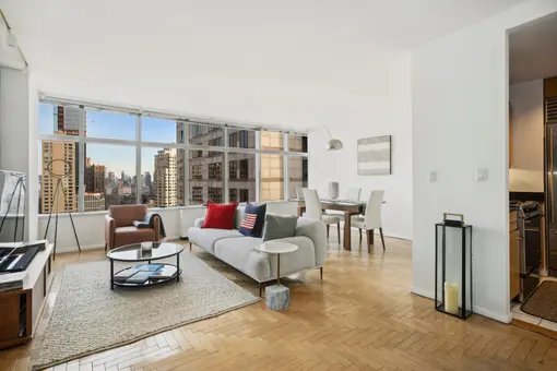 3 Lincoln Center, 160 West 66th Street, #27F