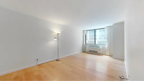 The Columbia, 275 West 96th Street, #20F