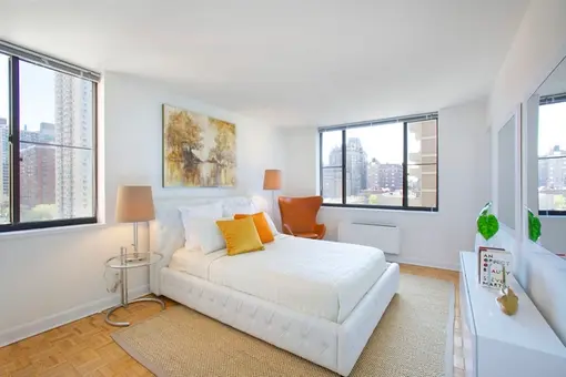 West Side Marquis, 70 West 95th Street, #21F