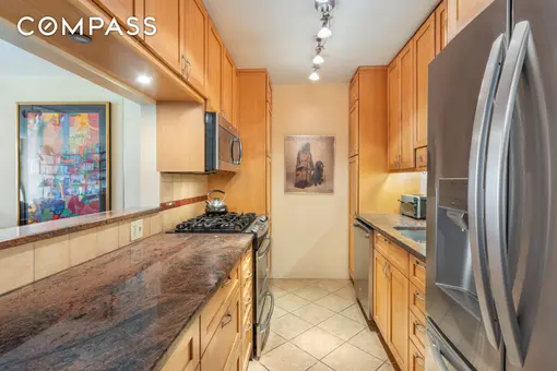 Kips Bay Towers, 330 East 33rd Street, #7C