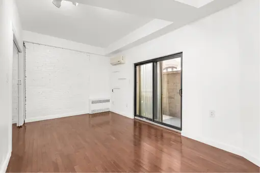 Little Gramercy, 207 East 21st Street, #1B