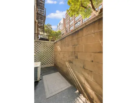 Little Gramercy, 207 East 21st Street, #1B