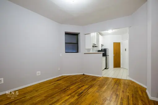 322 West 49th Street, #4RW