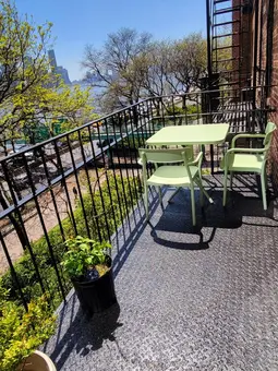 Beekman Terrace, 455 East 51st Street, #1B