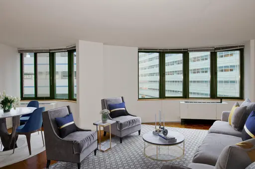 Greenwich Court, 275 Greenwich Street, #5B