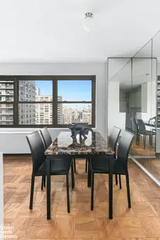 Lincoln Towers, 140 West End Avenue, #26L