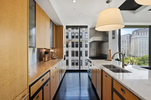 15 Union Square West, #8B