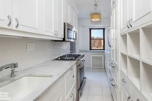 Lenox Manor, 176 East 77th Street, #16D