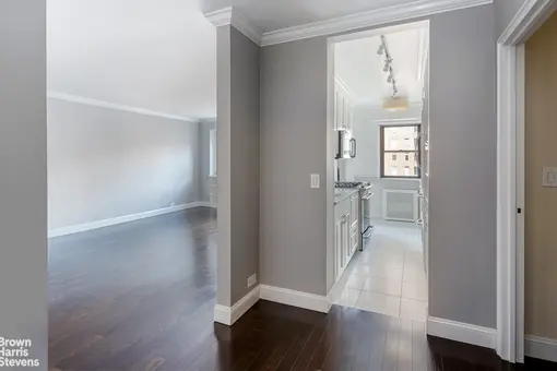 Lenox Manor, 176 East 77th Street, #16D