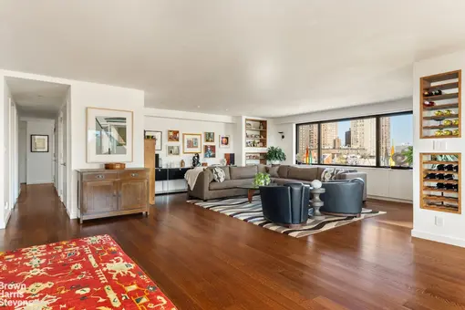 Henderson House, 535 East 86th Street, #8H