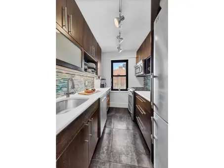 50 Sutton Place South, #15C