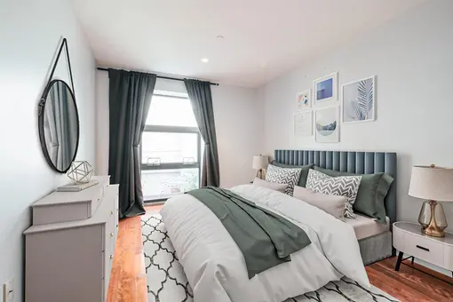 189 Greenpoint Avenue, Unit 2b - 1 Bed Apt For Sale For $875,000 