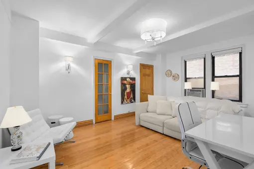 321 East 54th Street, #2J