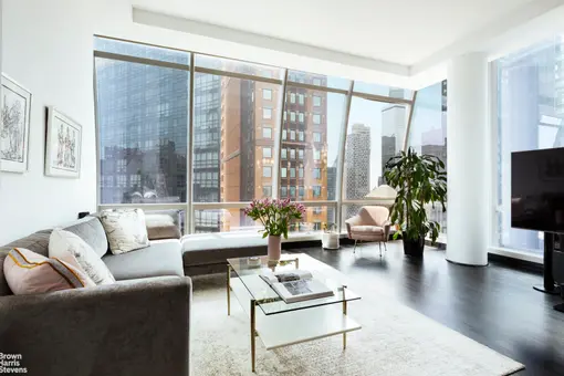 One57, 157 West 57th Street, #39E