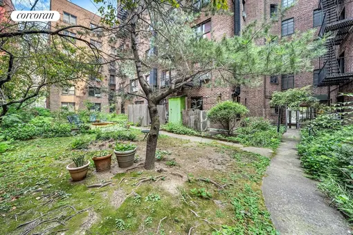 54 East 8th Street, #3L