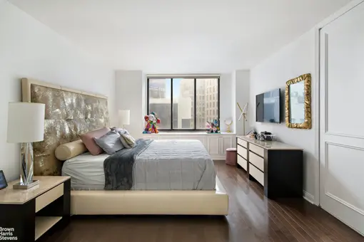 Madison Green, 5 East 22nd Street, #9D