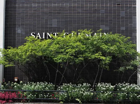Saint Germain, 33 Greenwich Avenue, #2G