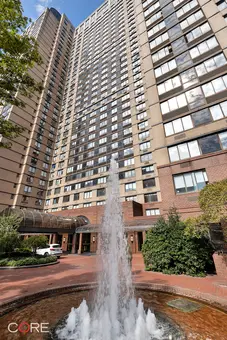 Normandie Court, 225 East 95th Street, #7J