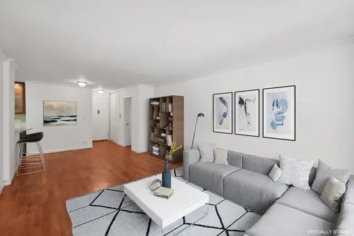 Emery Towers, 400 East 77th Street, #3A