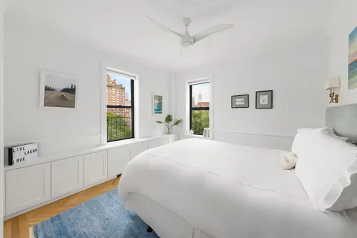 295 West 11th Street, #5C