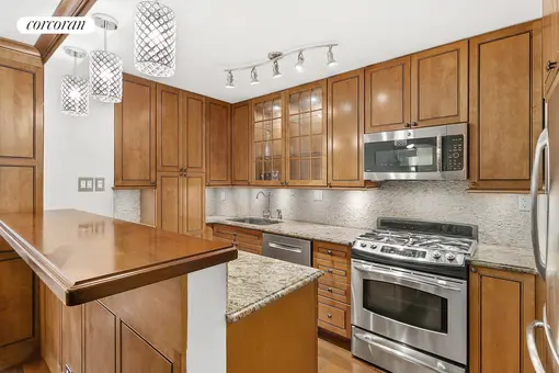 Harridge House, 225 East 57th Street, #8F