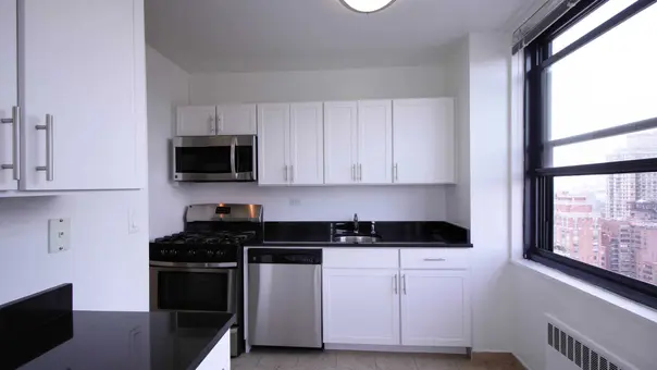 303 East 83rd Street, #30G