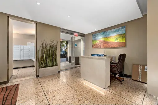 The Wilshire, 301 East 75th Street, #8A