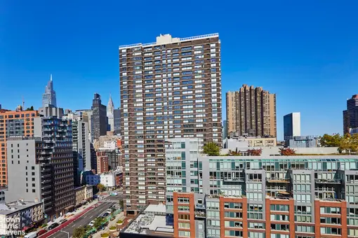 Kips Bay Towers, 300 East 33rd Street, #14J